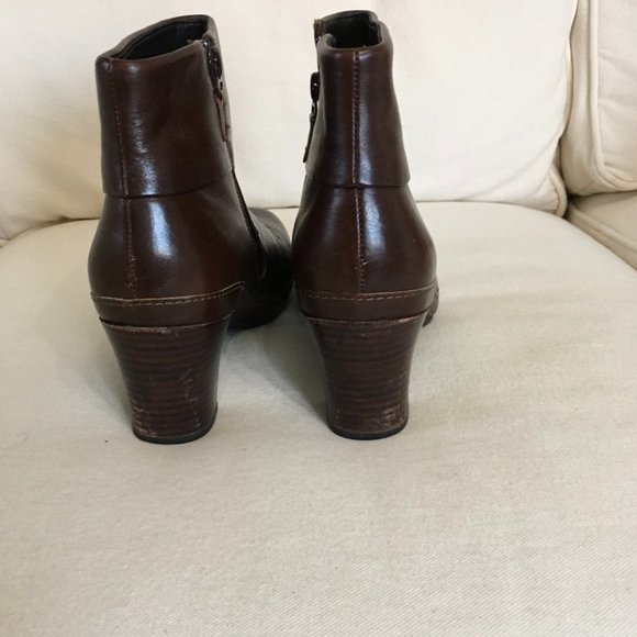 Clarks Active Air Artisan Leather Zipper Boots - Picture 3 of 8